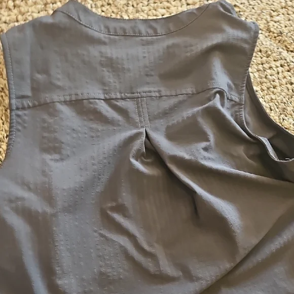 Two dresses! Title Nine Sleeveless Dresses - Picture 5 of 9